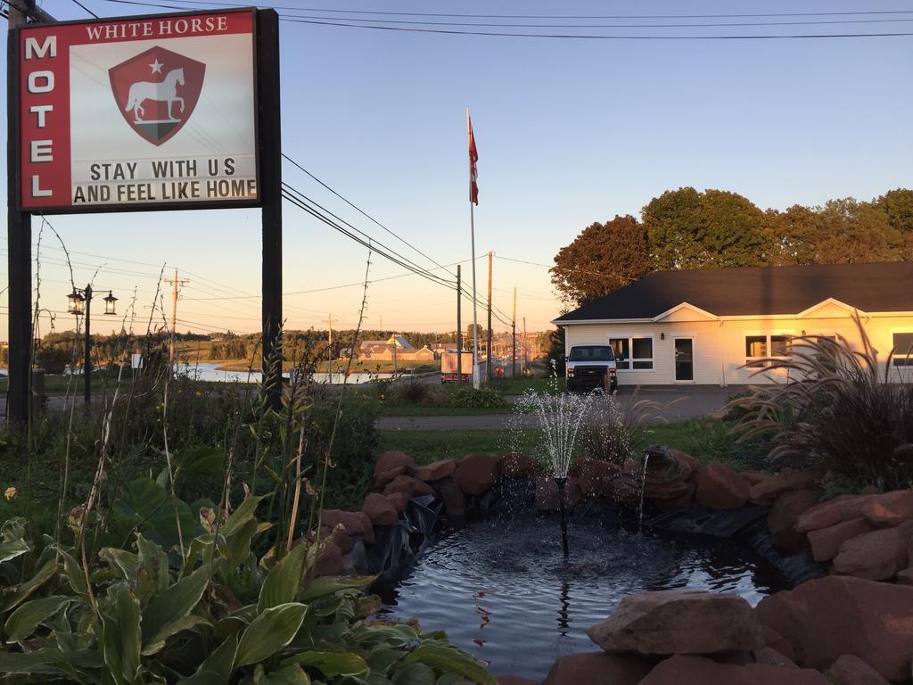 The White Horse Motel Charlottetown Bagian luar foto