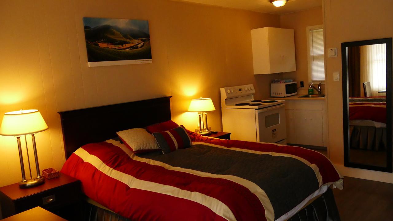 The White Horse Motel Cornwall Bagian luar foto