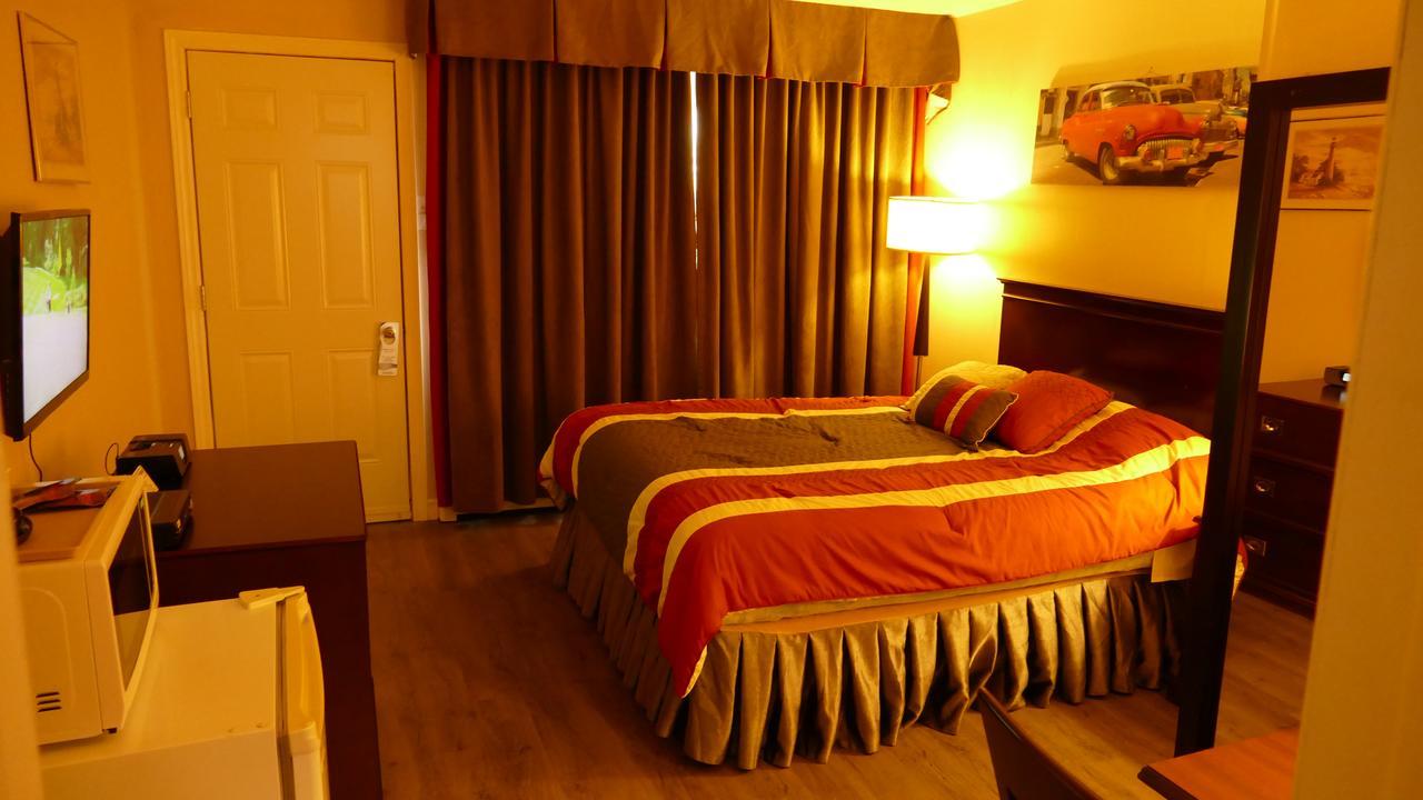 The White Horse Motel Cornwall Bagian luar foto