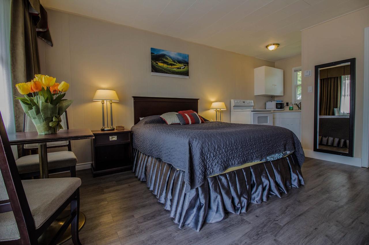 The White Horse Motel Cornwall Bagian luar foto