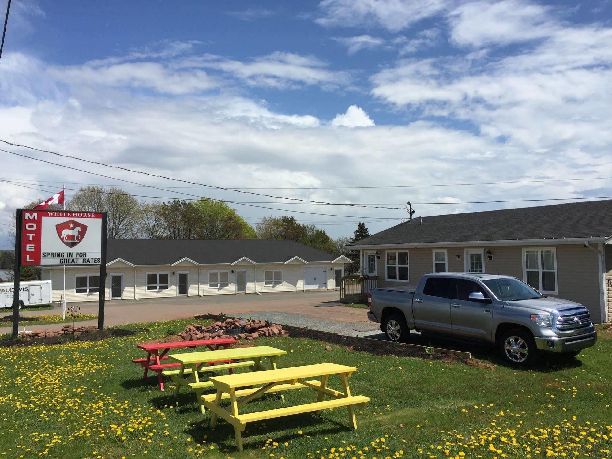 The White Horse Motel Charlottetown Bagian luar foto