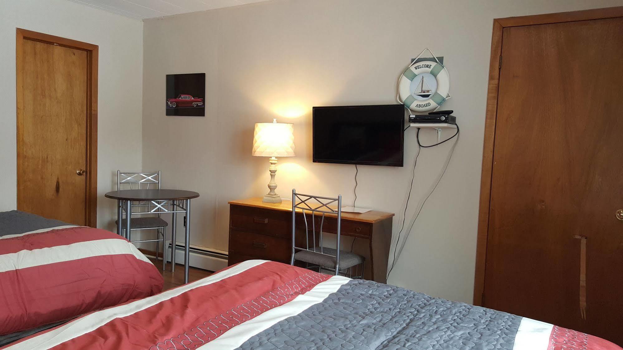 The White Horse Motel Cornwall Bagian luar foto